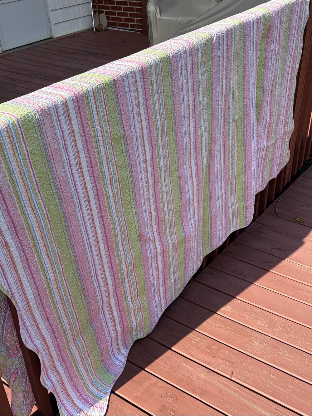 Full Size quilt bedspread pastels